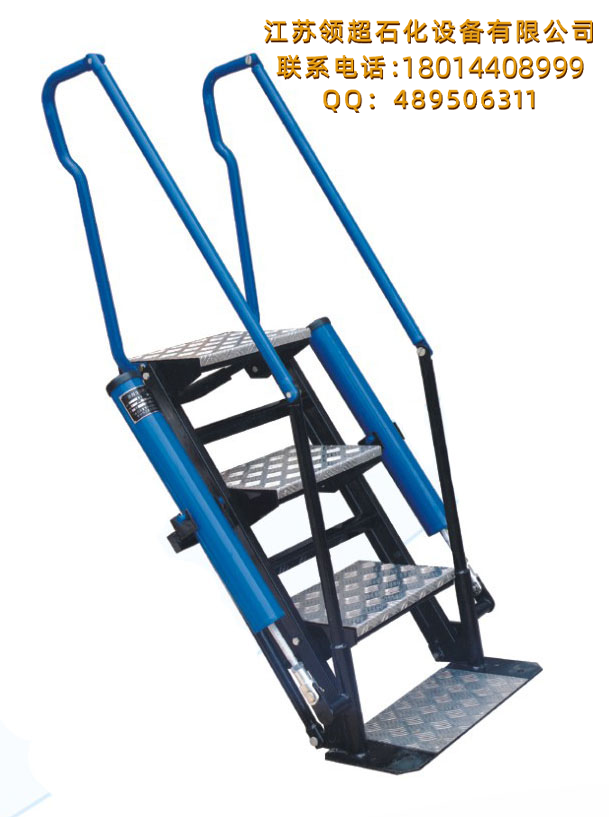 廣東中山客戶定制的折疊梯活動(dòng)梯（簡(jiǎn)易梯三步梯四步梯五步梯側(cè)裝梯）已發(fā)貨(1)